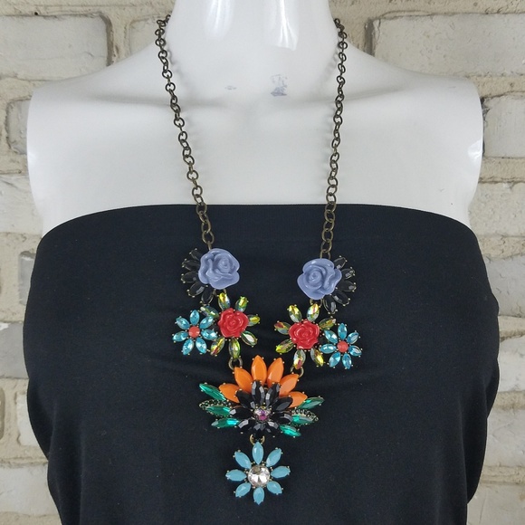 Joan Rivers Jeweled Garden Necklace Chunky Drop - Picture 6 of 8